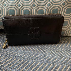 Tory Burch black pebble double T wallet